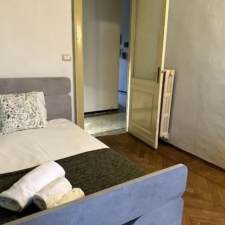 Spacious And Stylish In The City Center Turijn