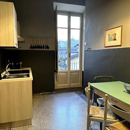 Spacious And Stylish In The City Center Appartement