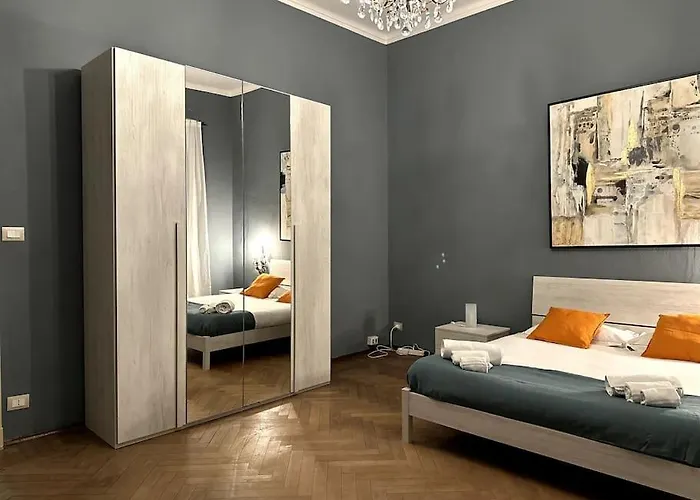 Spacious And Stylish In The Center *