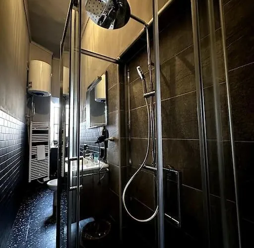 Spacious And Stylish In The Center Apartment Turin